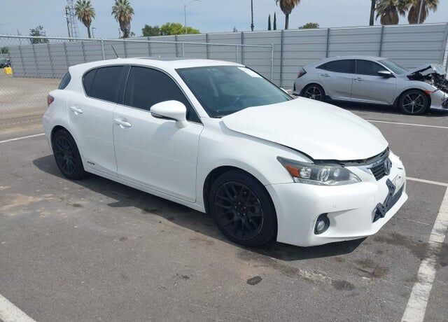 2013 LEXUS CT