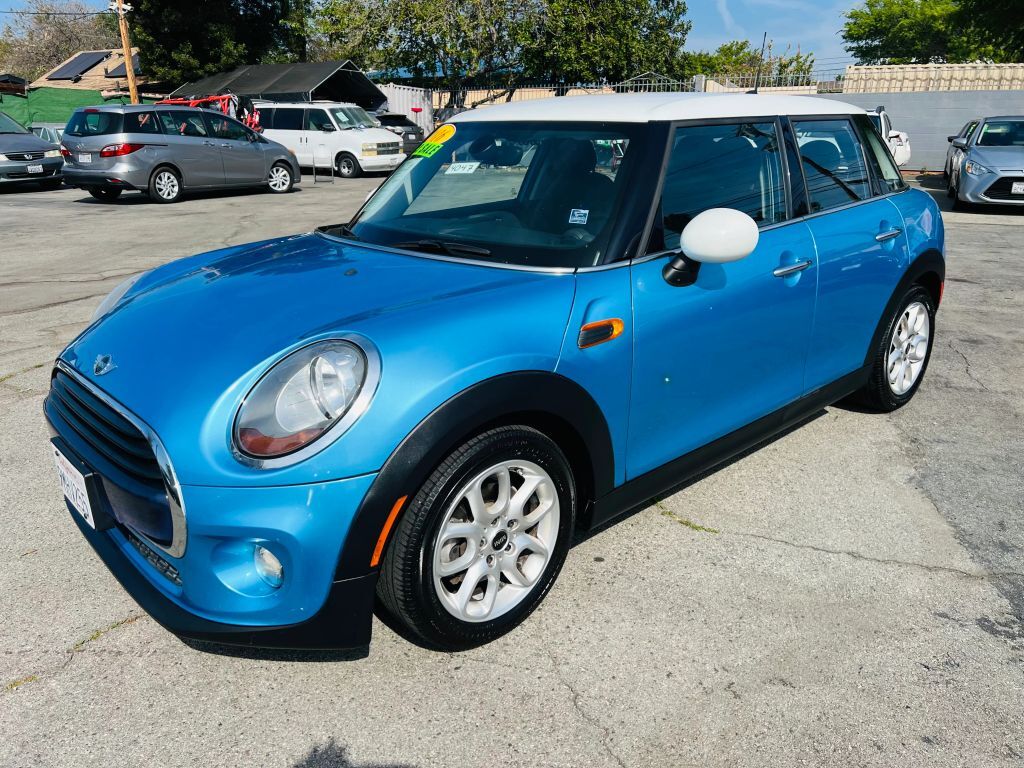 2016 MINI Cooper