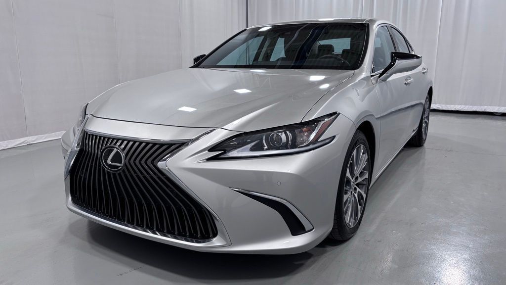 2021 LEXUS ES