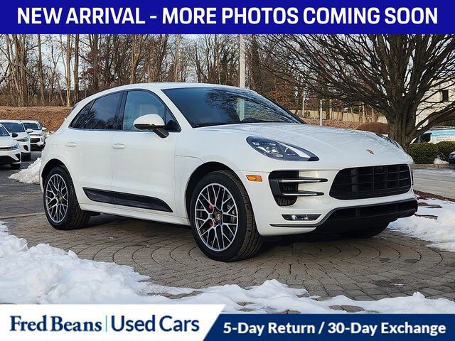 2018 PORSCHE Macan