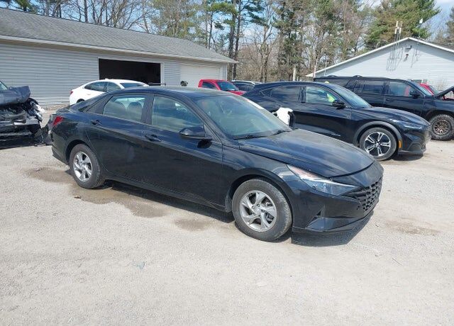 2021 HYUNDAI Elantra