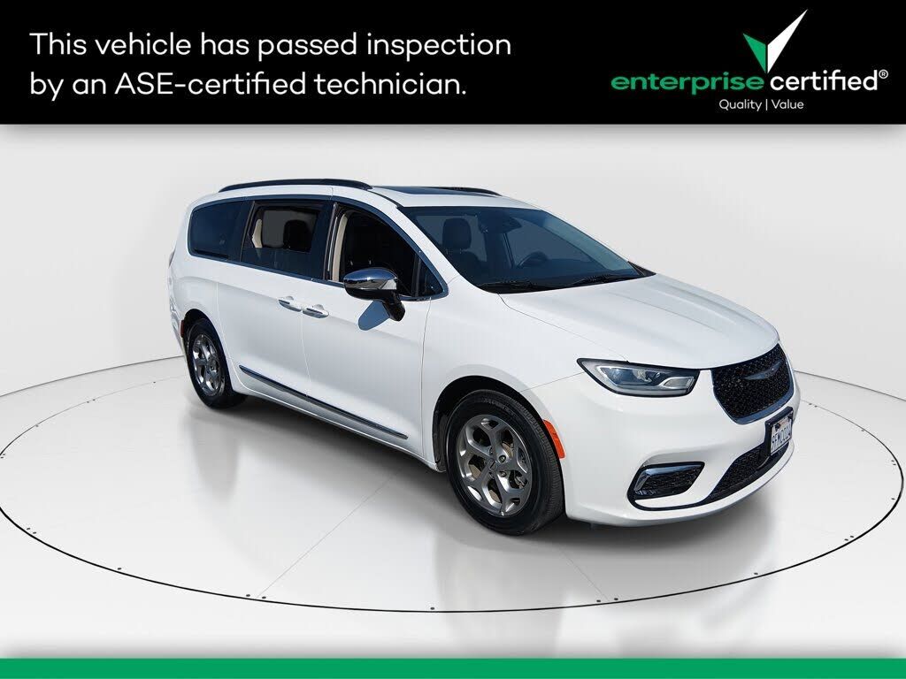 2023 CHRYSLER Pacifica