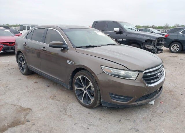 2015 FORD Taurus