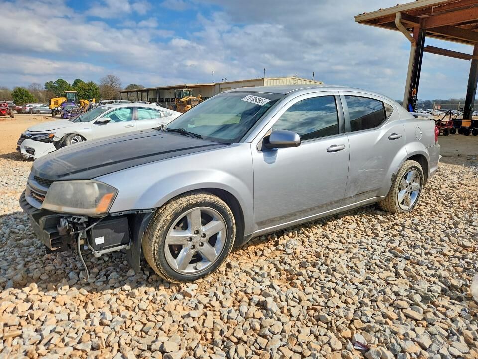 2014 DODGE Avenger