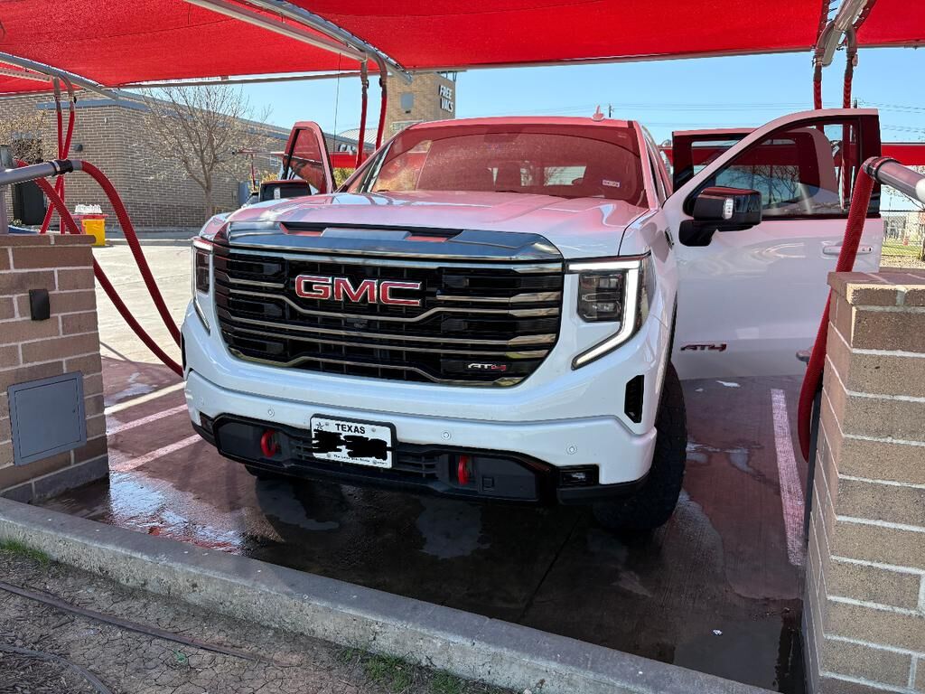 2023 GMC Sierra