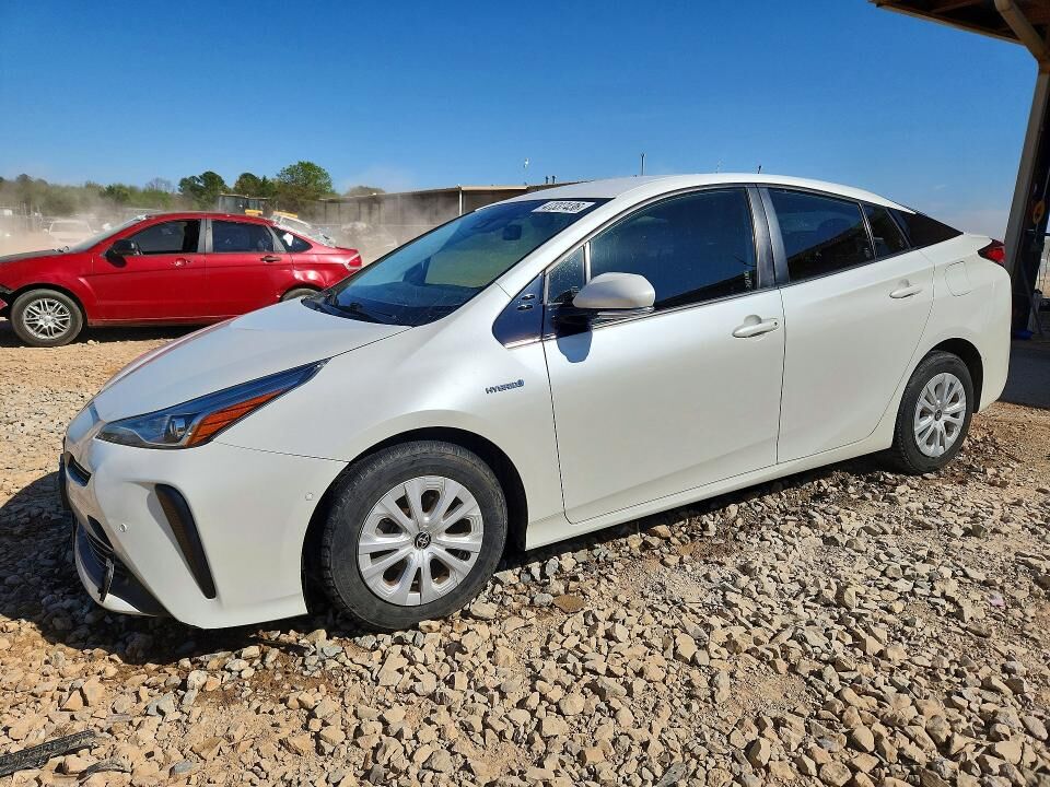2019 TOYOTA PRIUS
