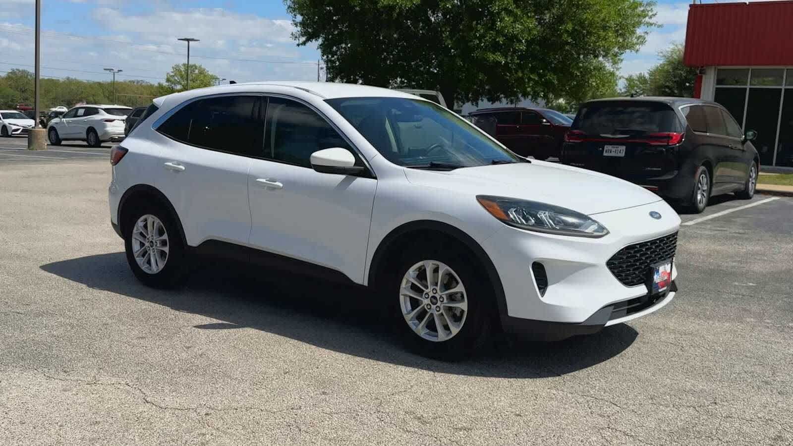 2020 FORD Escape
