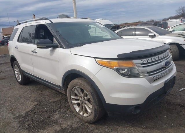 2011 FORD Explorer