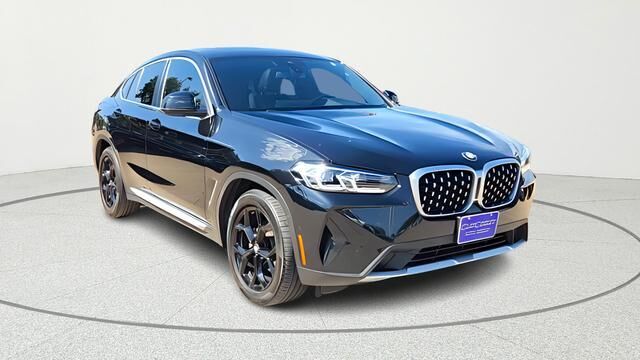 2023 BMW X4