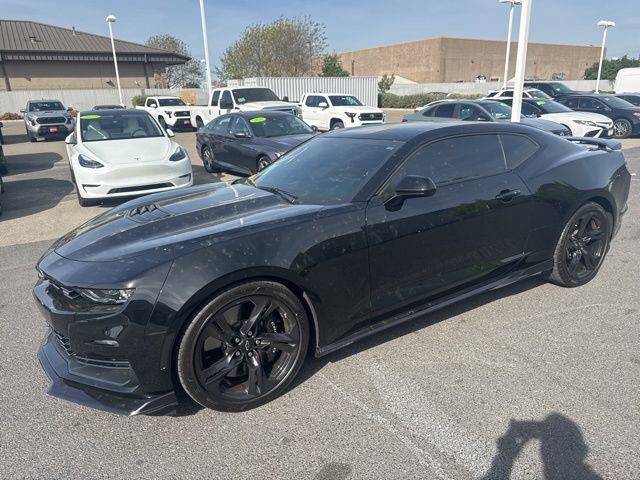 2023 CHEVROLET Camaro