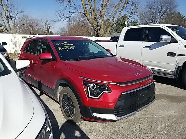 2025 KIA Niro