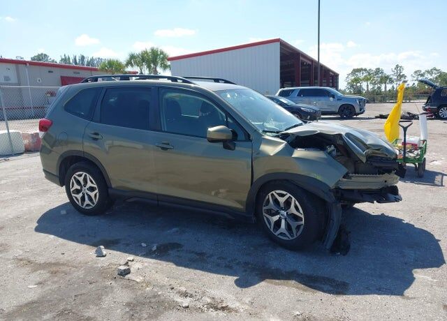 2022 SUBARU Forester