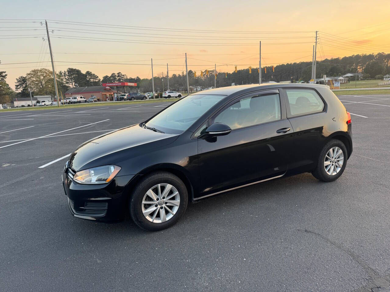 2016 VOLKSWAGEN Golf