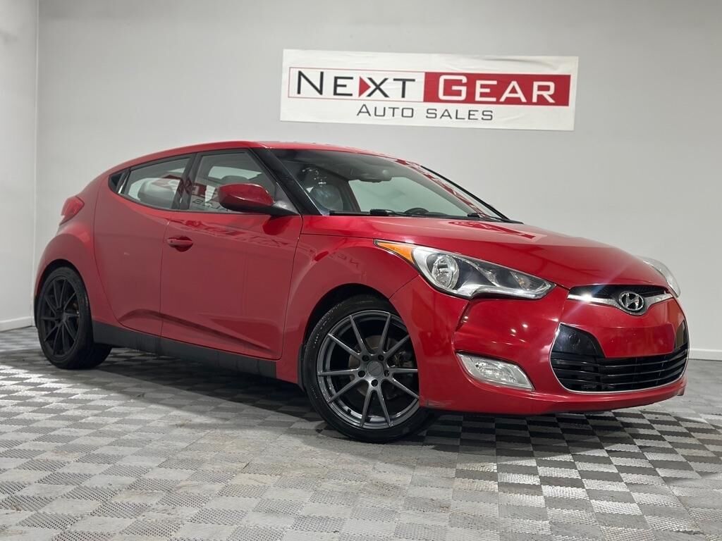 2013 HYUNDAI Veloster
