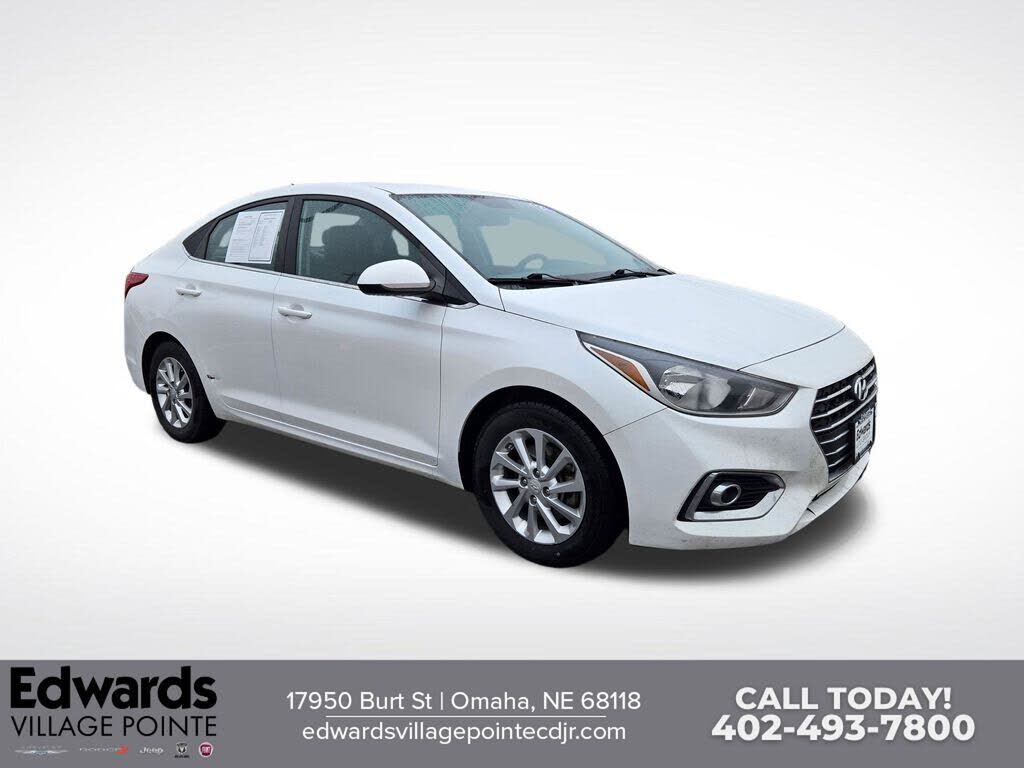 2022 HYUNDAI Accent