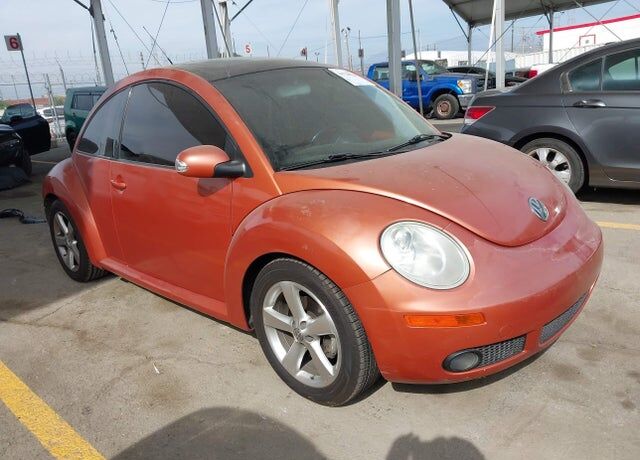 2010 VOLKSWAGEN Beetle