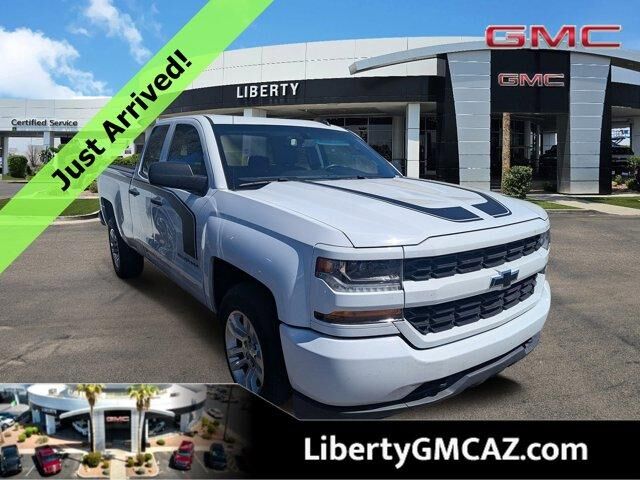 2018 CHEVROLET Silverado
