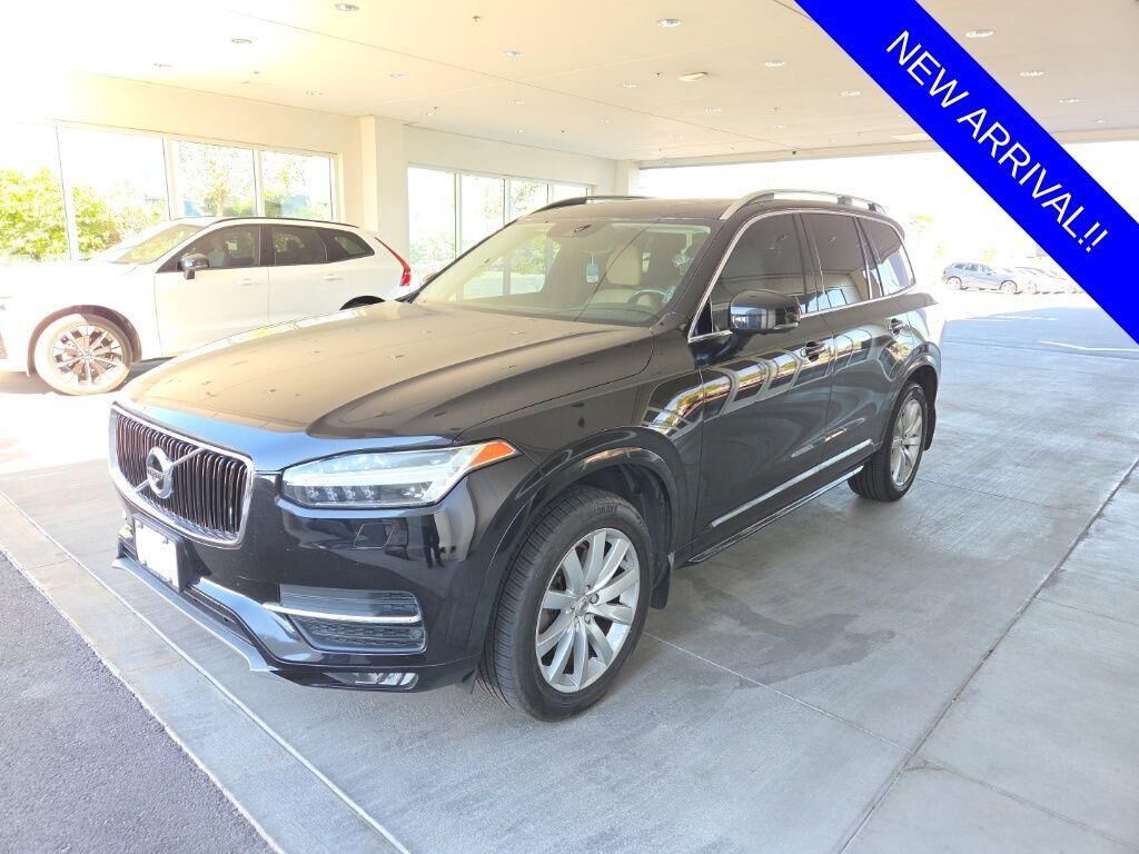 2016 VOLVO XC90