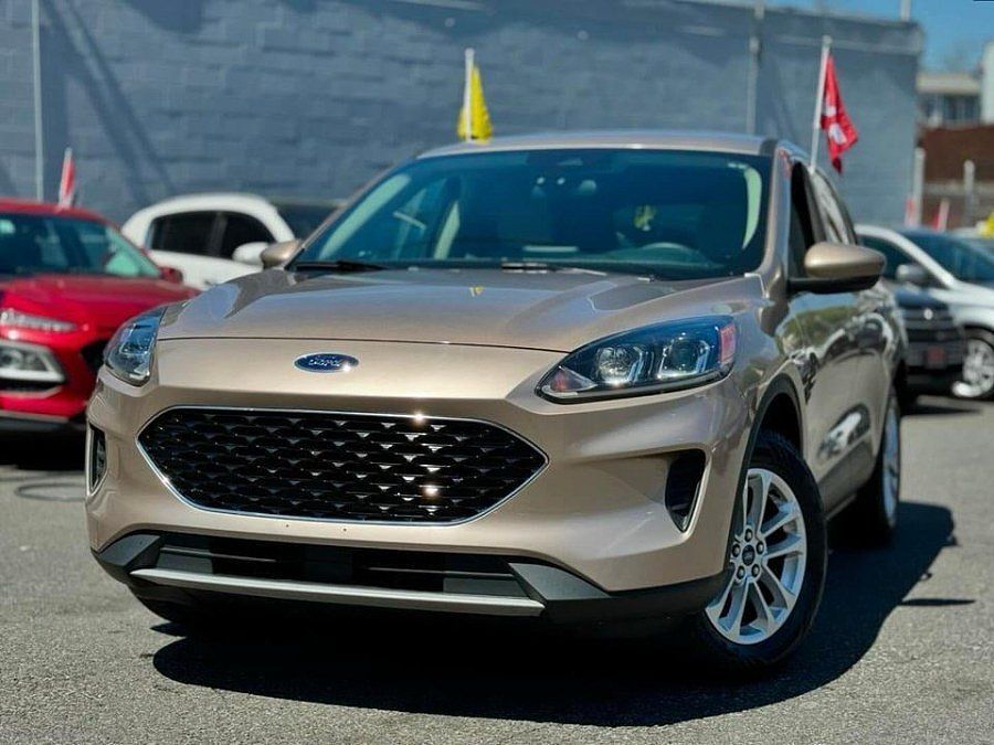 2020 FORD Escape