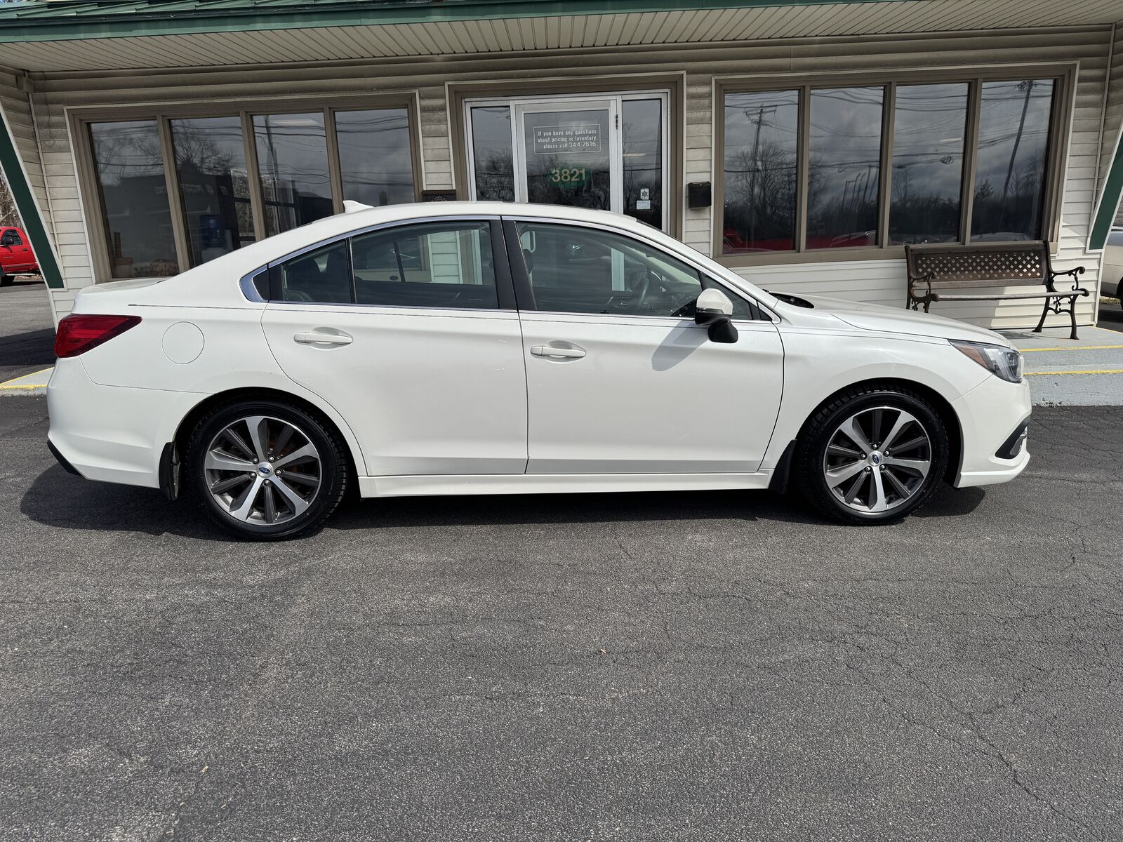 2018 SUBARU Legacy