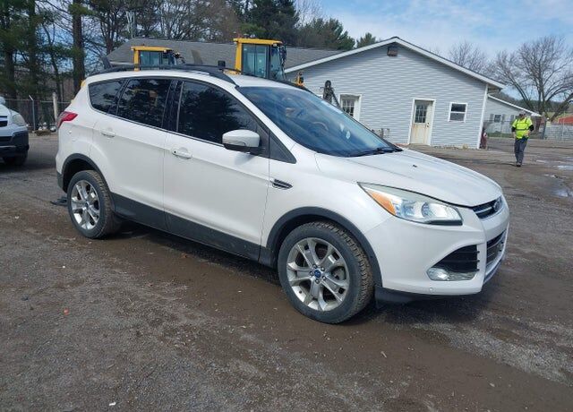 2013 FORD Escape
