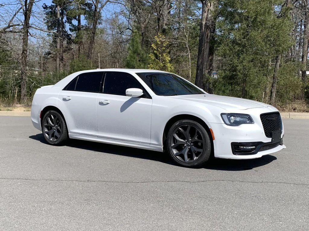 2021 CHRYSLER 300