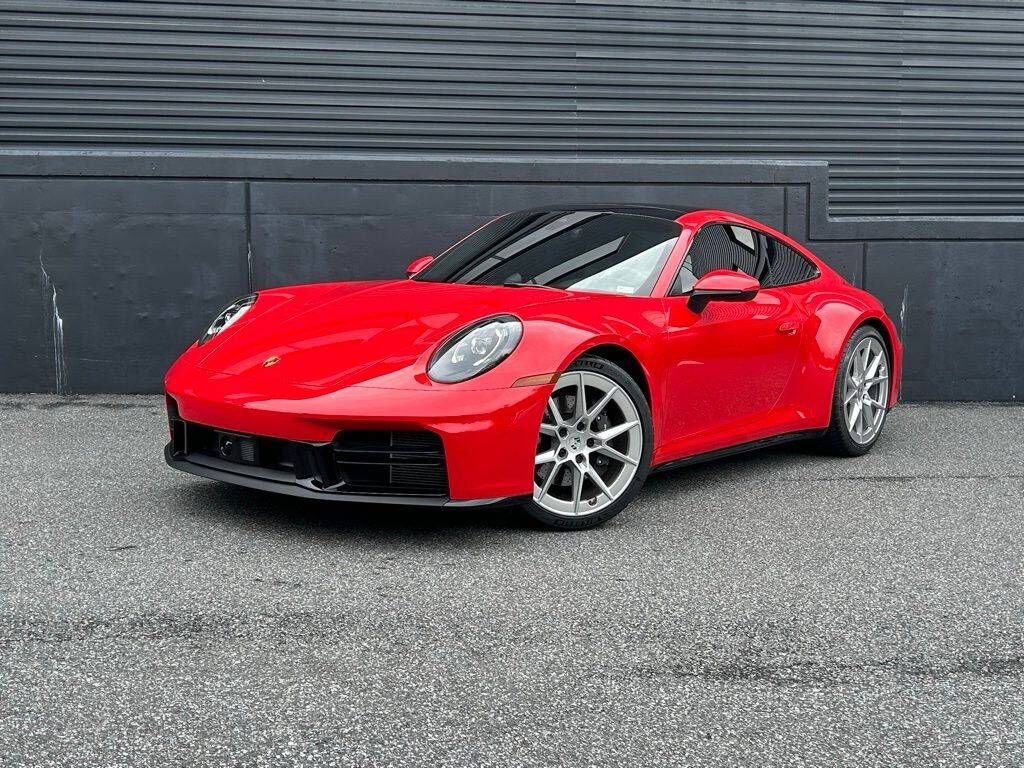 2025 PORSCHE 911