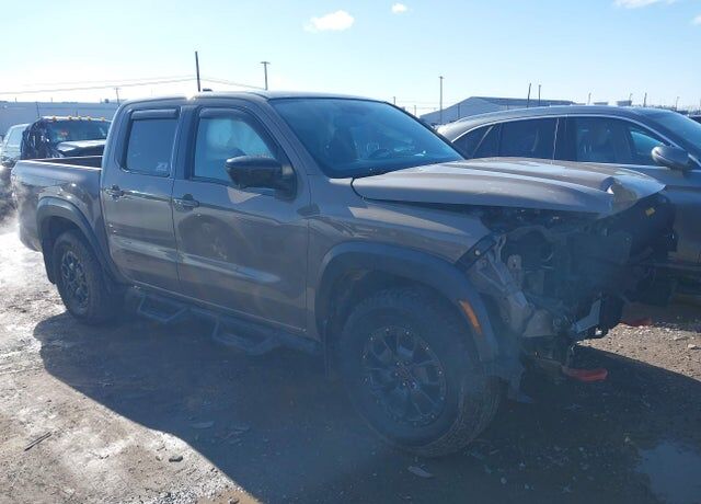 2022 NISSAN Frontier