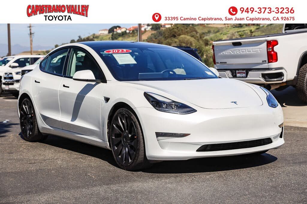 2023 TESLA Model 3