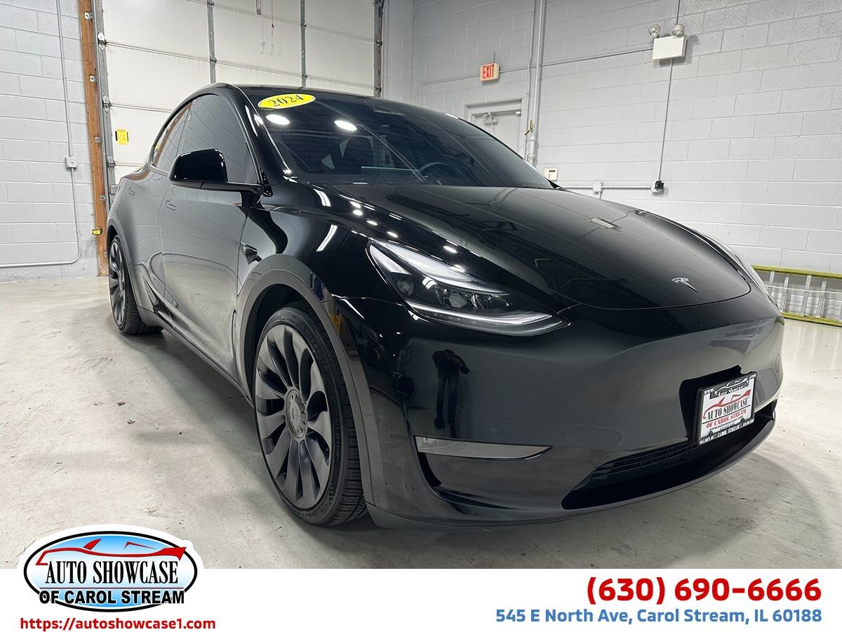 2024 TESLA Model Y