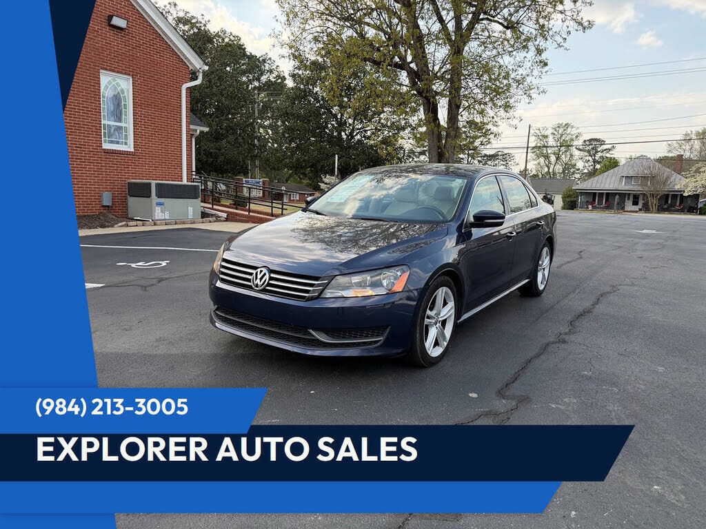 2014 VOLKSWAGEN Passat