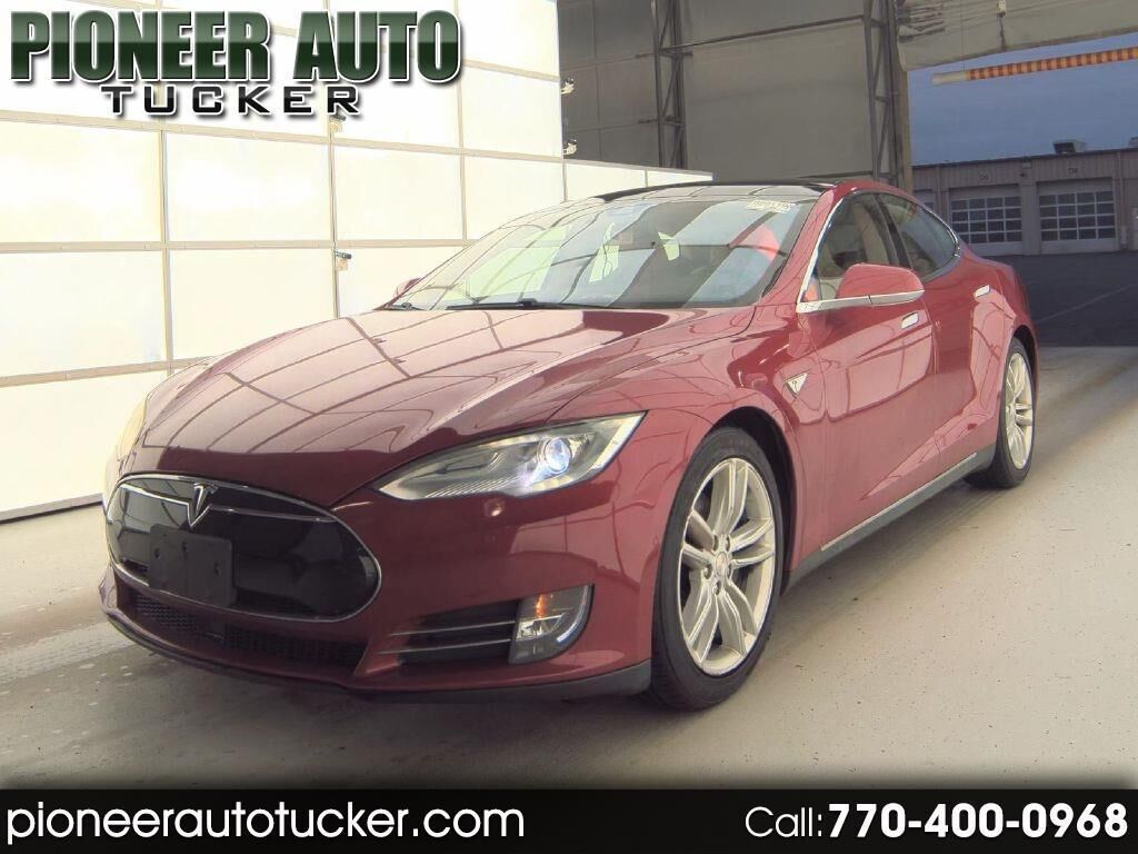 2015 TESLA Model S