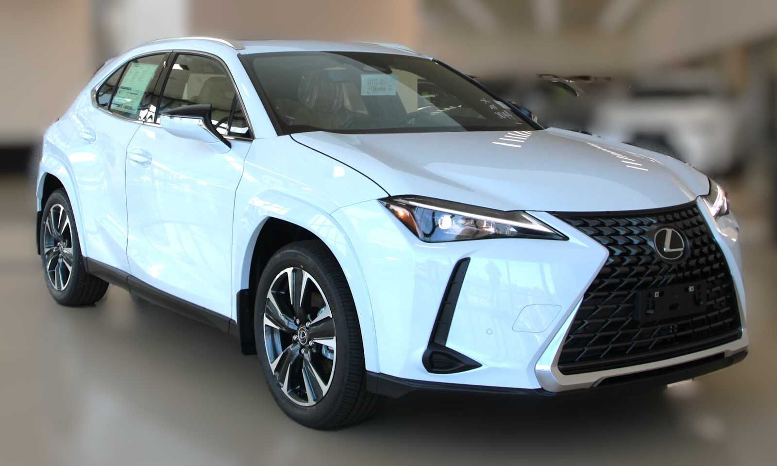 2026 LEXUS UX