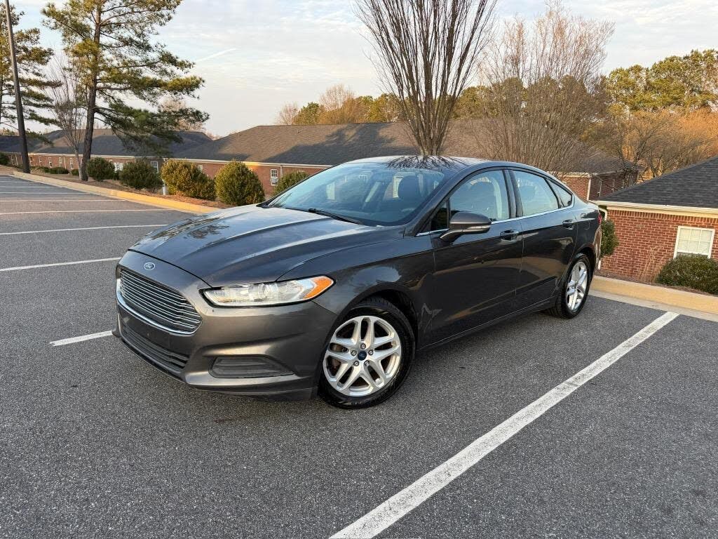 2016 FORD Fusion
