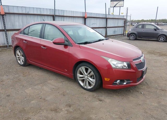 2013 CHEVROLET Cruze