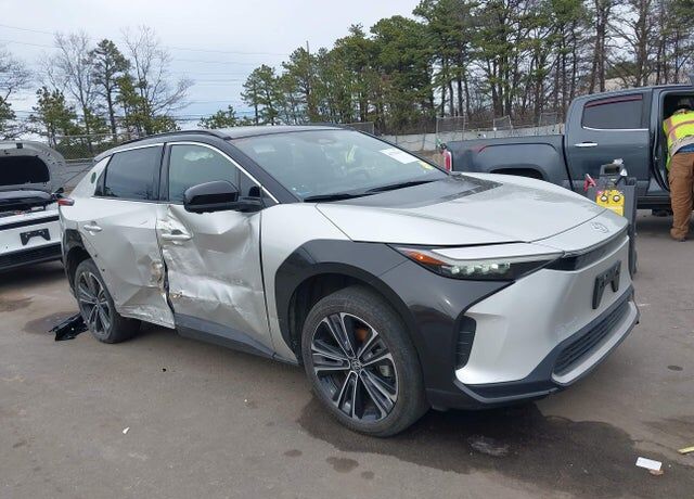 2023 TOYOTA bZ4X