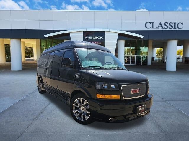 2026 GMC Savana