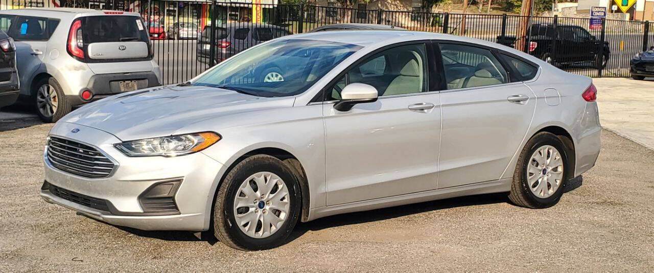 2019 FORD Fusion