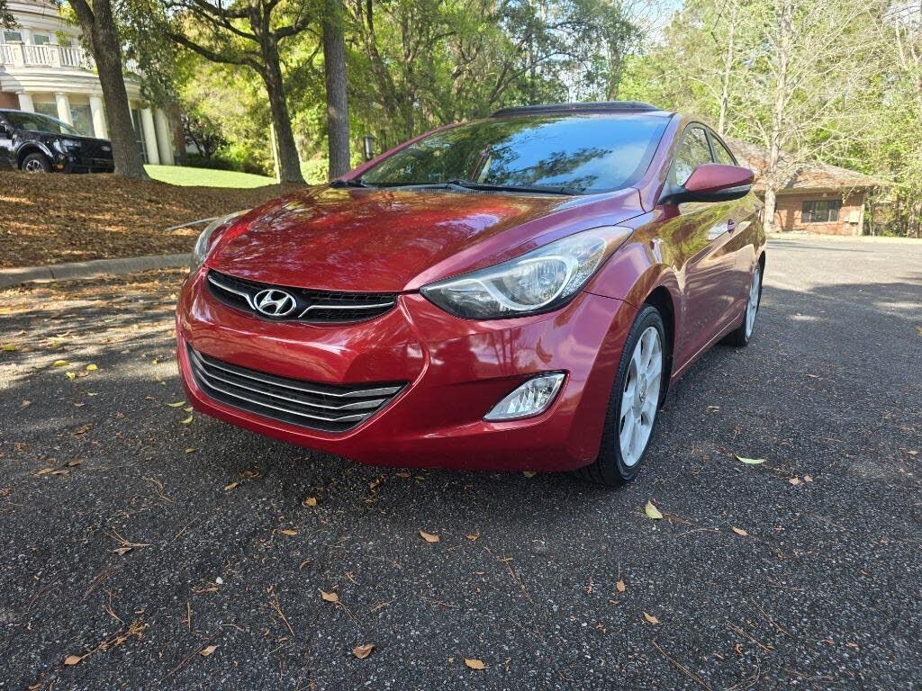 2013 HYUNDAI Elantra
