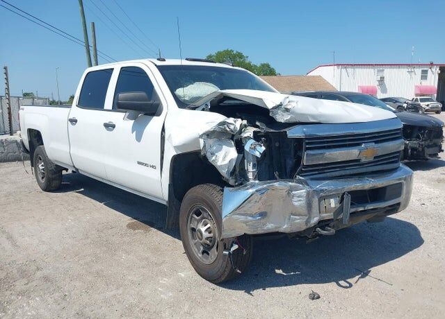 2018 CHEVROLET Silverado