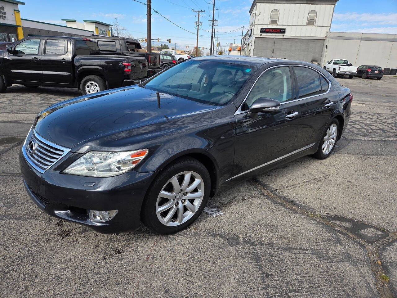 2011 LEXUS LS