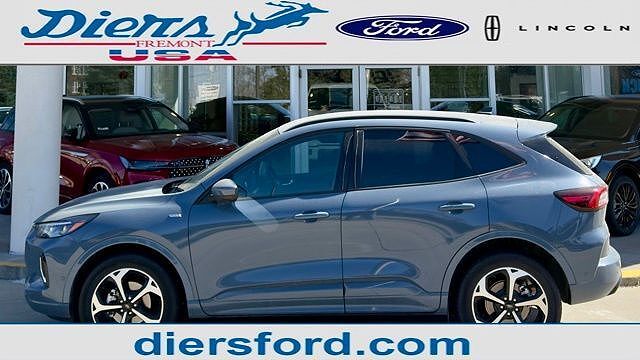 2023 FORD Escape