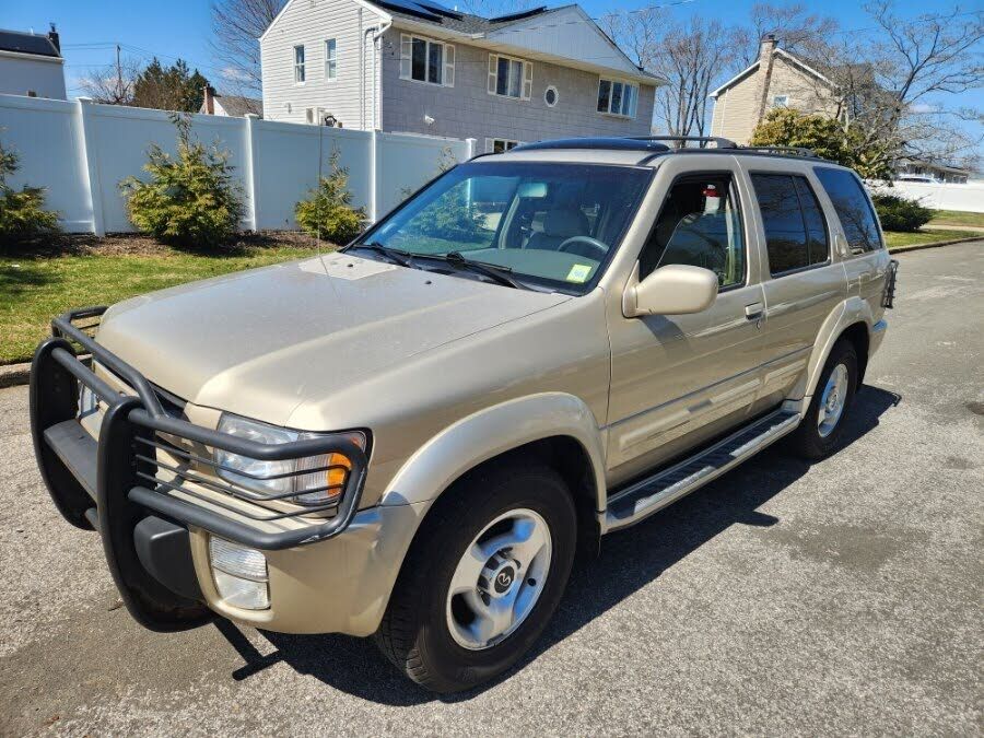 2000 INFINITI QX4