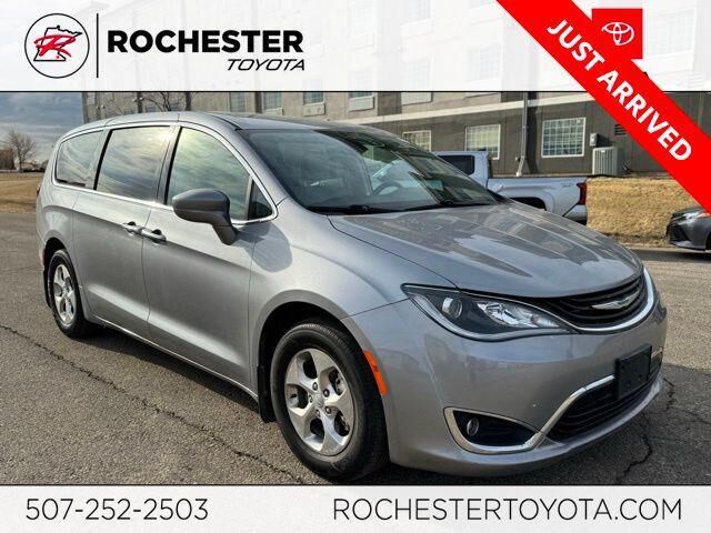 2019 CHRYSLER Pacifica