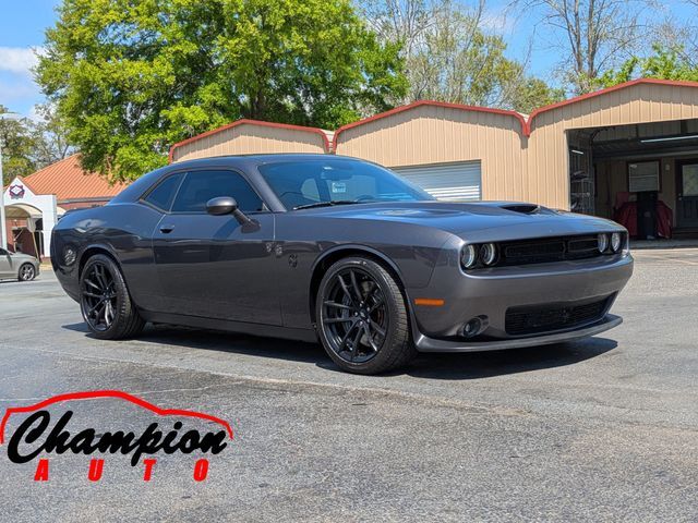 2020 DODGE Challenger