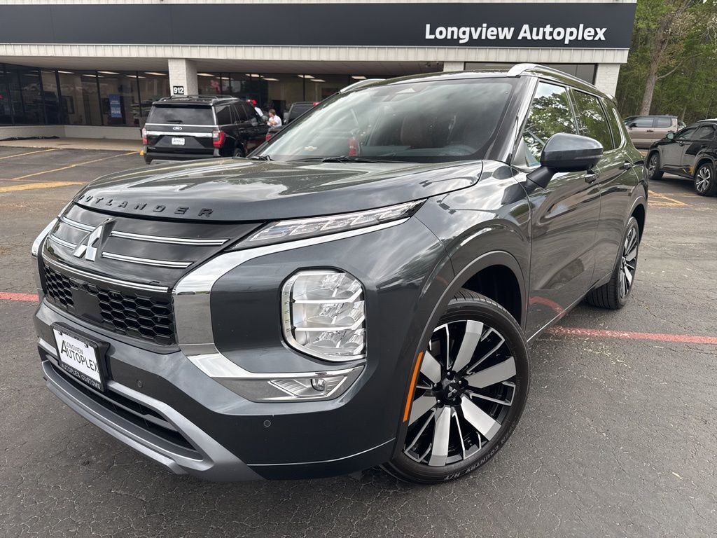 2026 MITSUBISHI Outlander