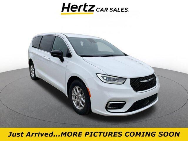 2025 CHRYSLER Pacifica