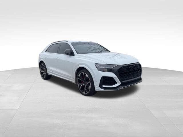 2024 AUDI RS Q8