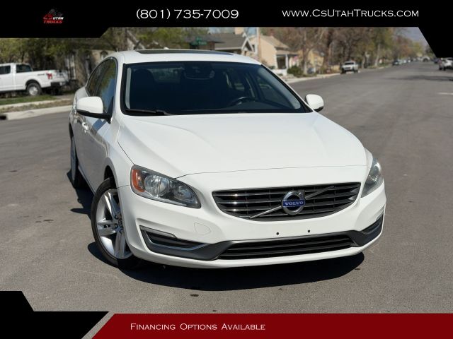 2015 VOLVO S60