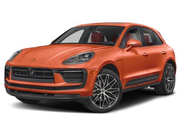 2024 PORSCHE Macan